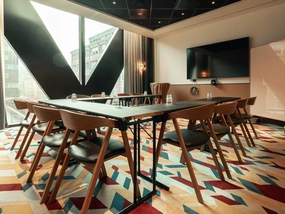  Jacy'z Hotel & Resort